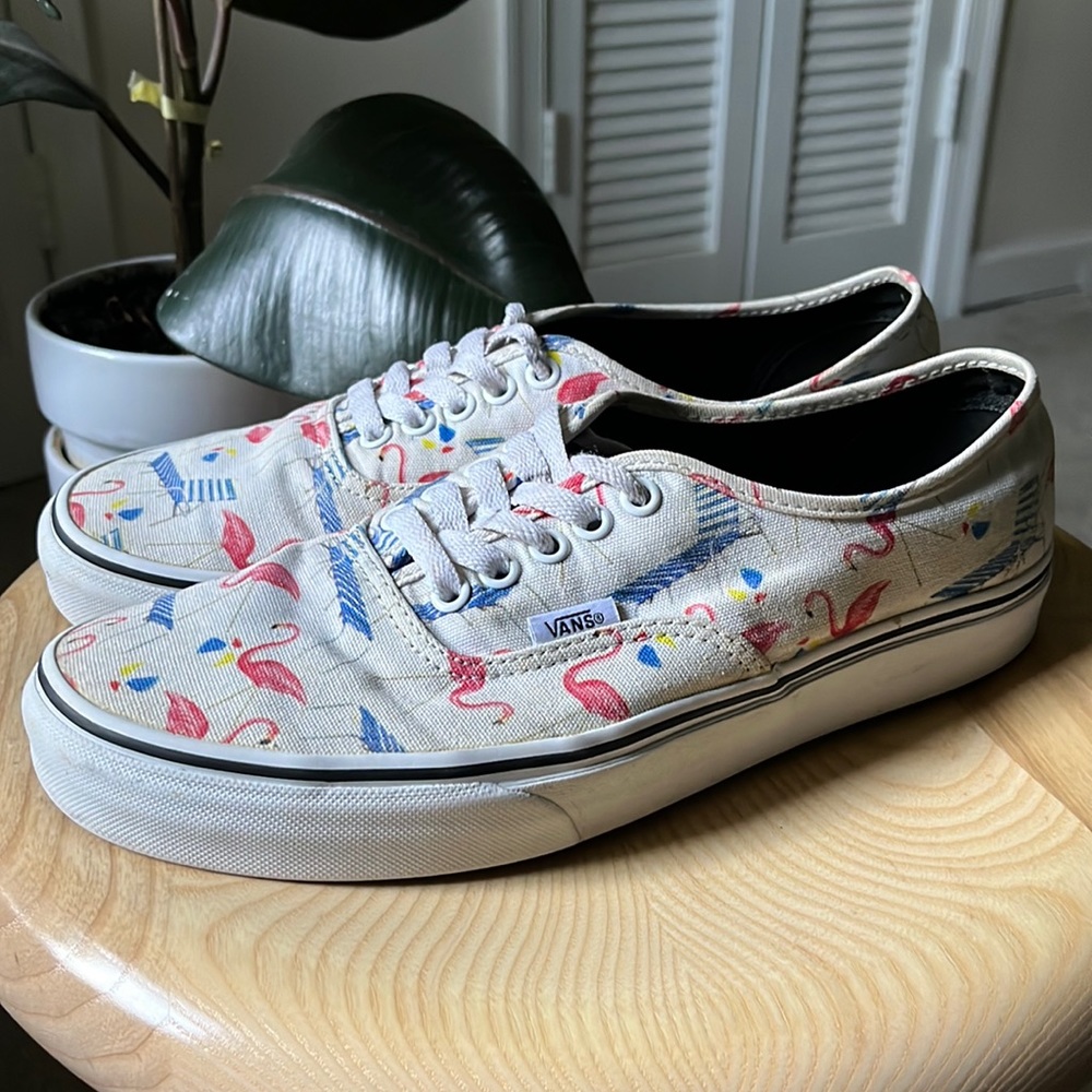 Vans beach chair and flamingo limited edition authentics